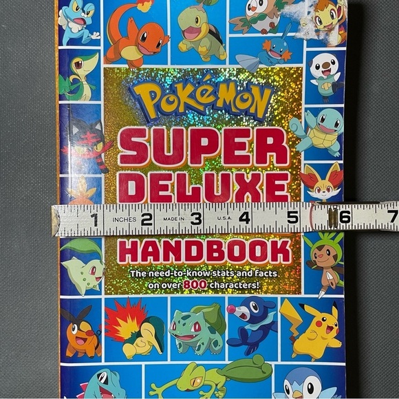 Pokémon Super Deluxe Essential Handbook – Over 800 Characters – Scholastic Guide - Picture 8 of 10